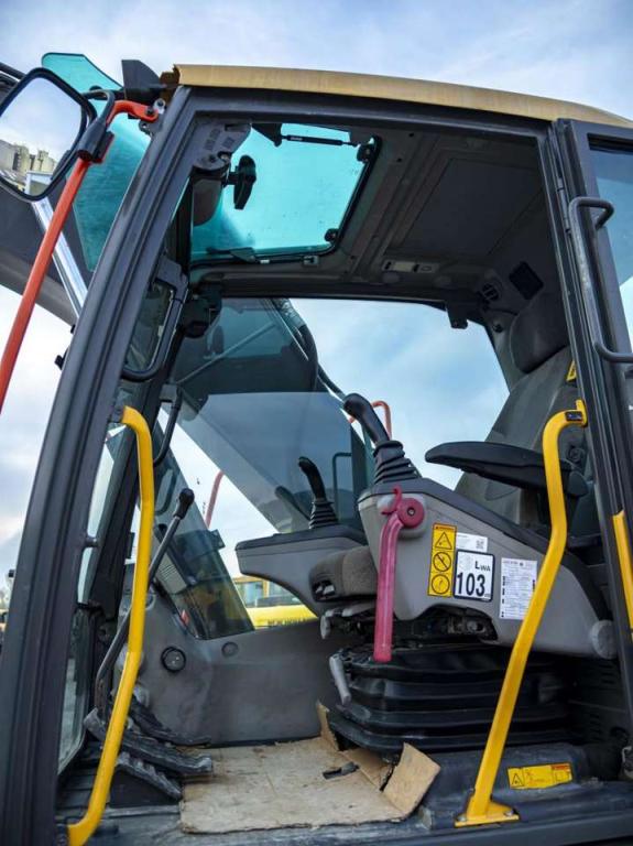 Volvo EC210CNL Photo 17