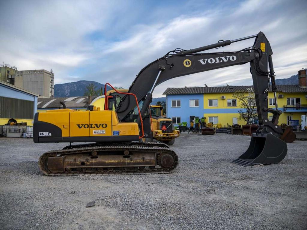 Volvo EC210CNL Photo 6