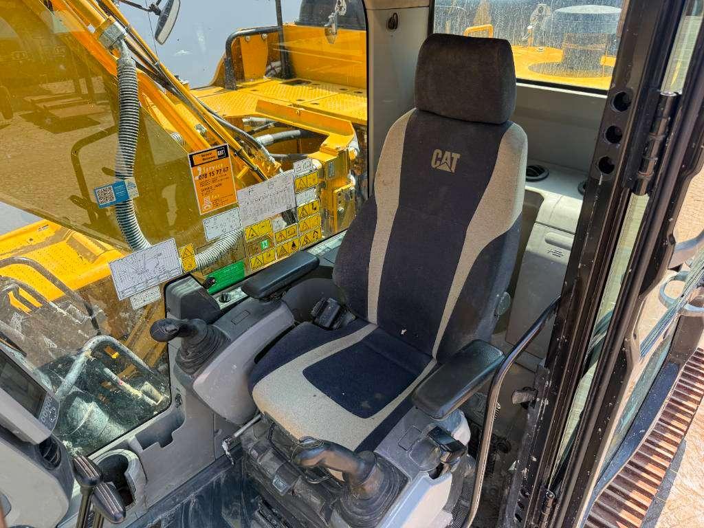 Caterpillar 320FL - New Bucket / Hammer Lines / Camera Photo 8