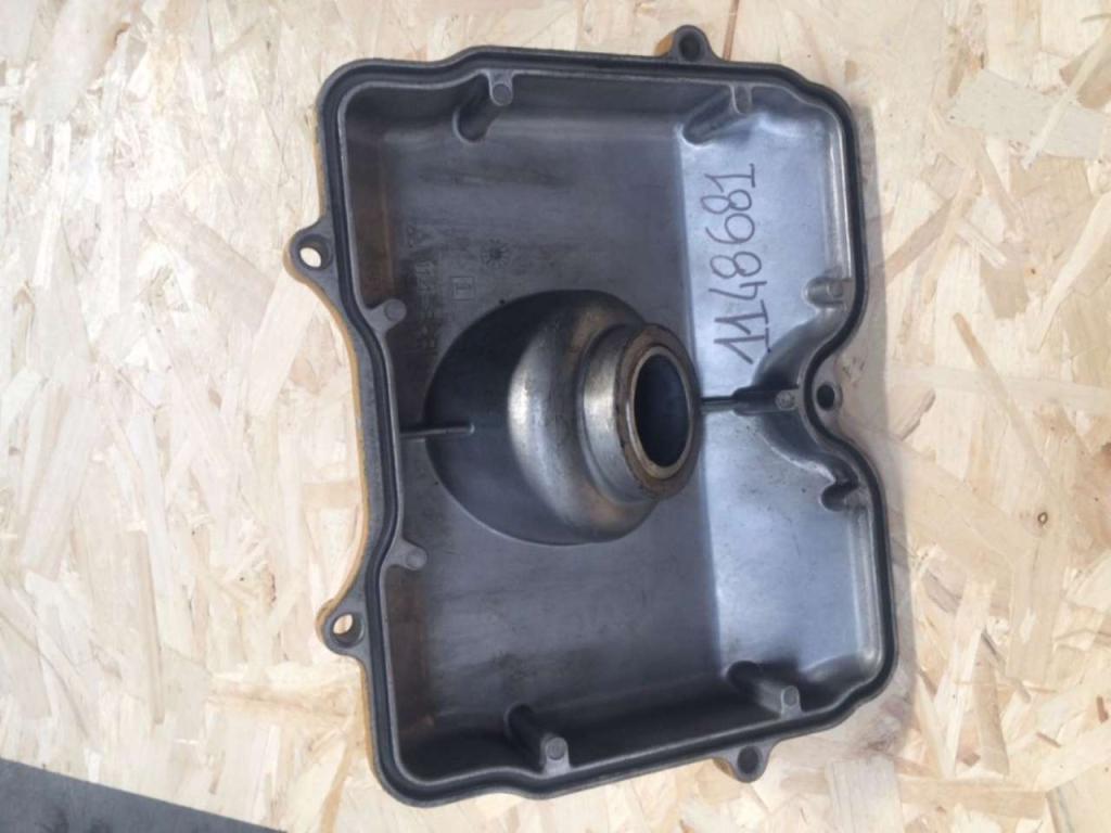 Couvercle de culbuteurs pour Caterpillar 3412 Photo 1