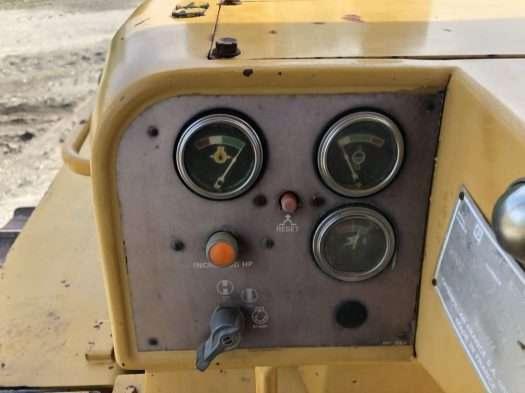 Caterpillar D5B SA VHP Photo 2
