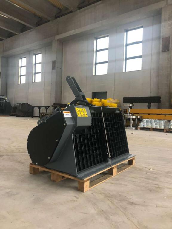 CM MIX 300 -Attacco per trattore Photo 1