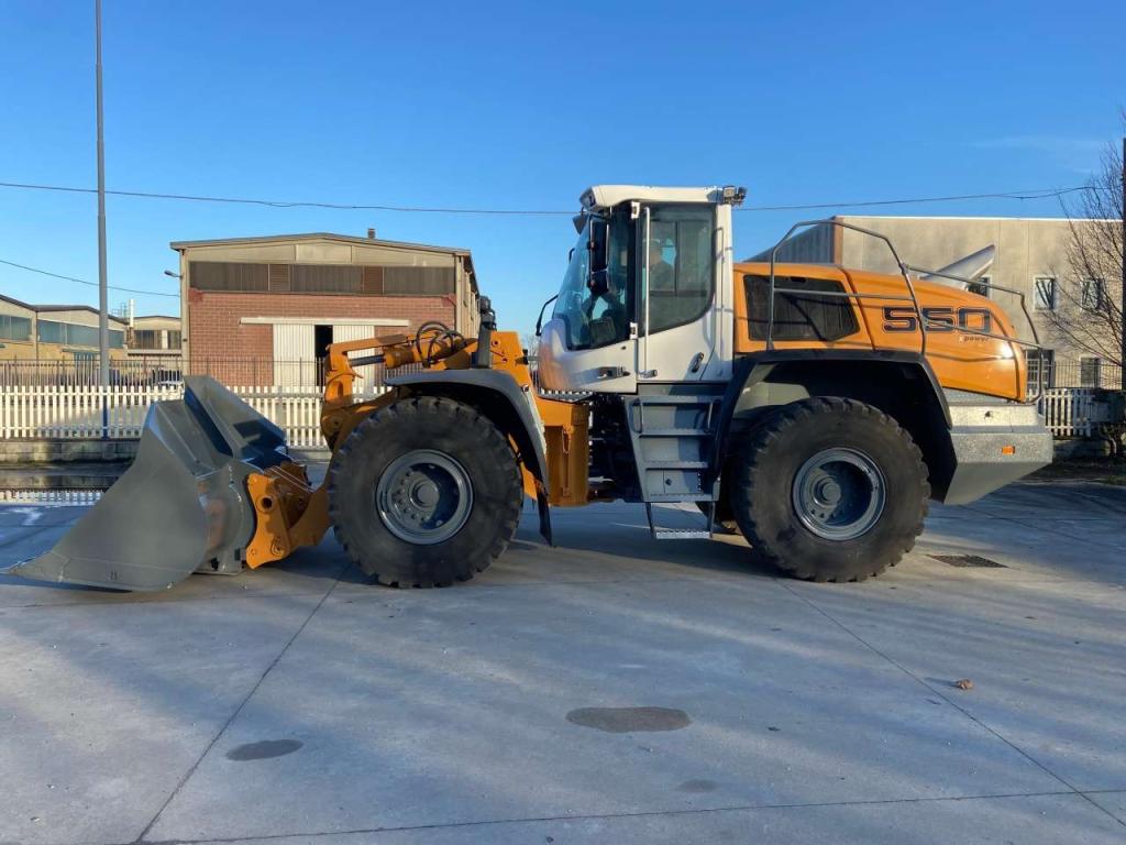 Liebherr L 550 Photo 9