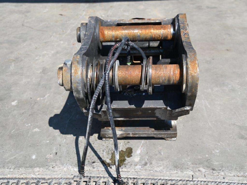 BQC 09 UNI90 for 26-35 ton excavators Photo 5
