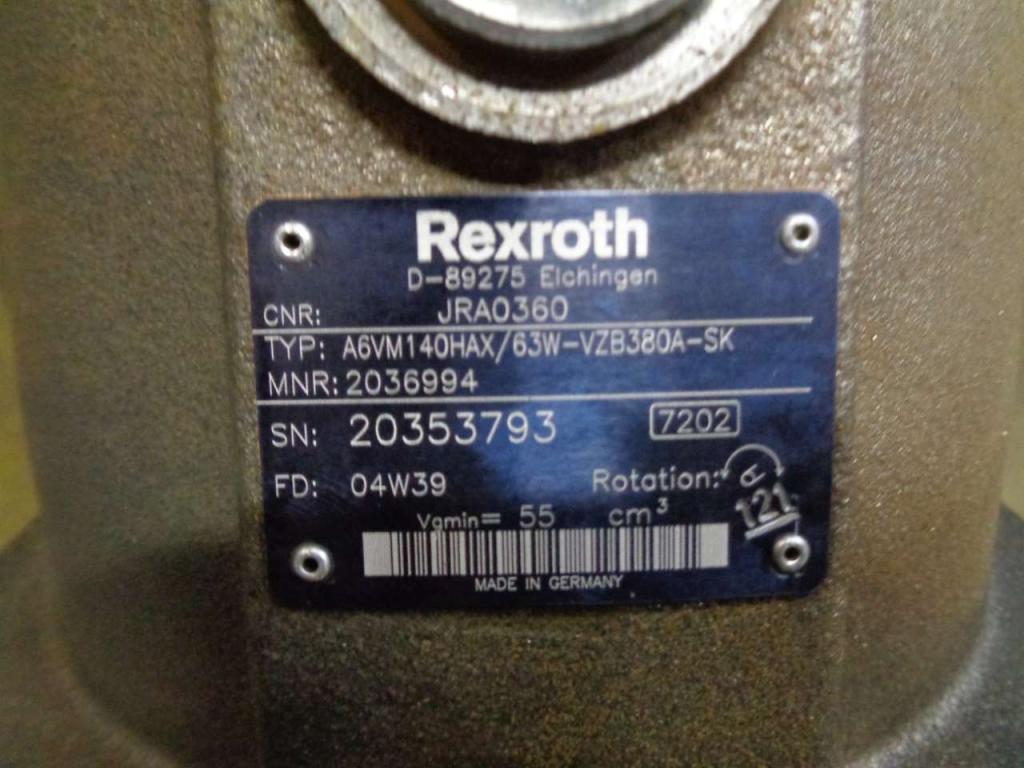 Moteur de traction pour JCB JS 200 W Photo 3