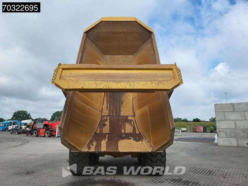 Caterpillar 745 -04A Tail gate Photo 9
