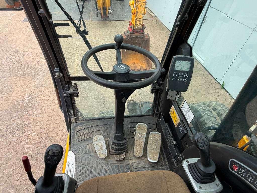 JCB JS145W - Hammer Lines / Blade Photo 8