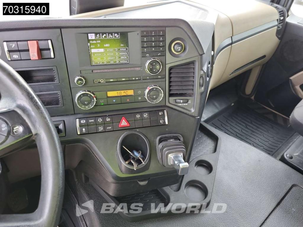 Mercedes-Benz Actros 1843 4X2 ClassicSpace Retarder Photo 22