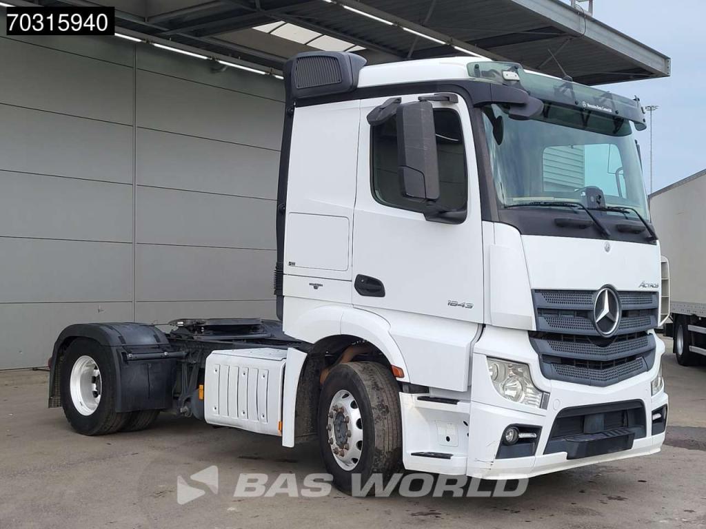 Mercedes-Benz Actros 1843 4X2 ClassicSpace Retarder Photo 3