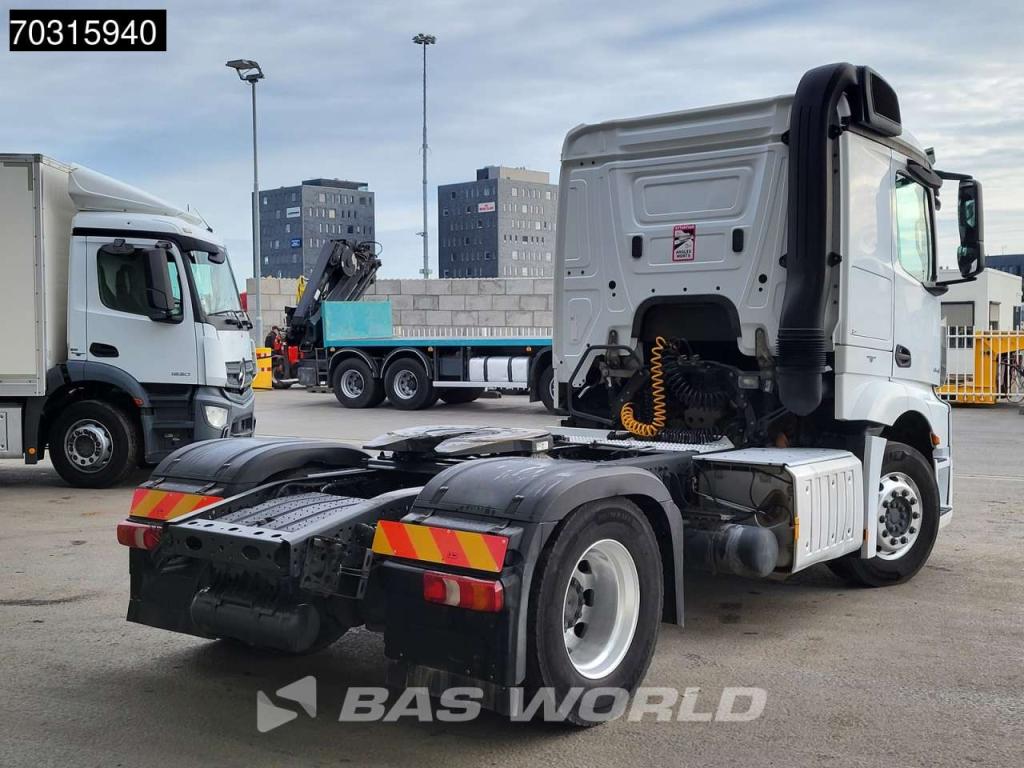 Mercedes-Benz Actros 1843 4X2 ClassicSpace Retarder Photo 5
