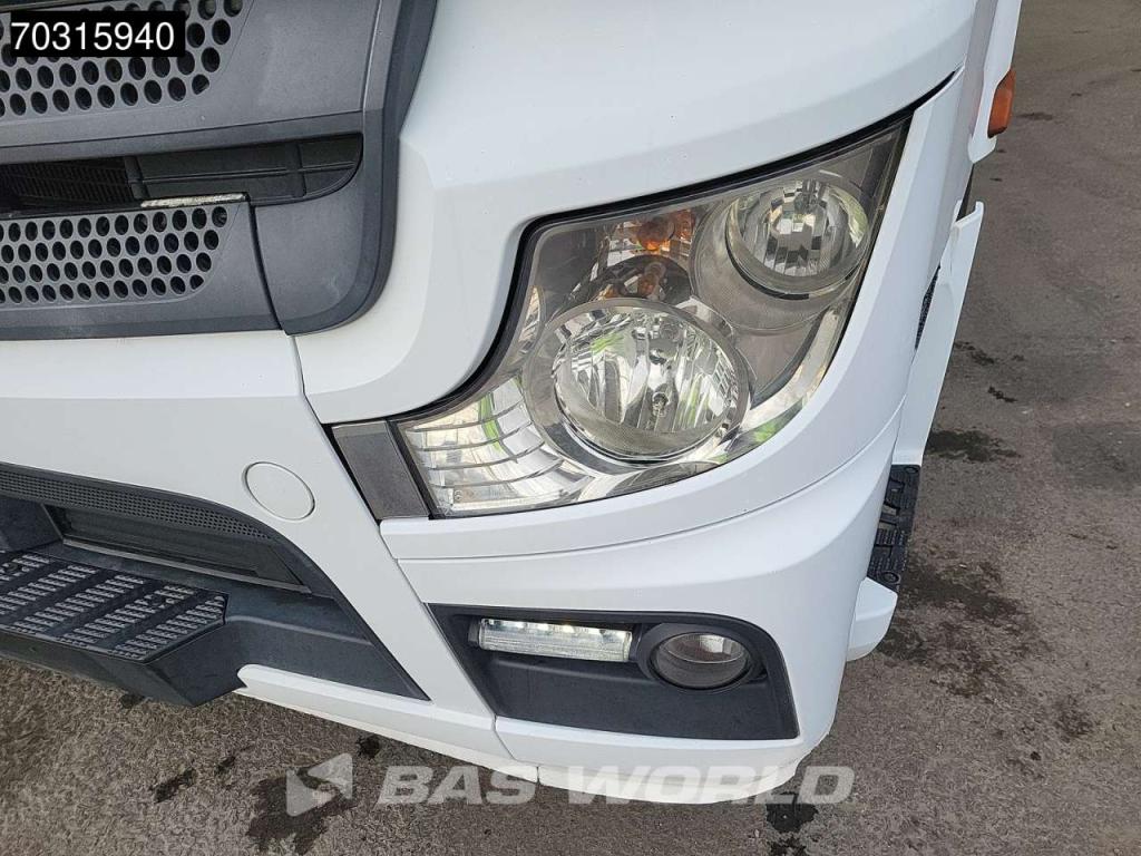 Mercedes-Benz Actros 1843 4X2 ClassicSpace Retarder Photo 9