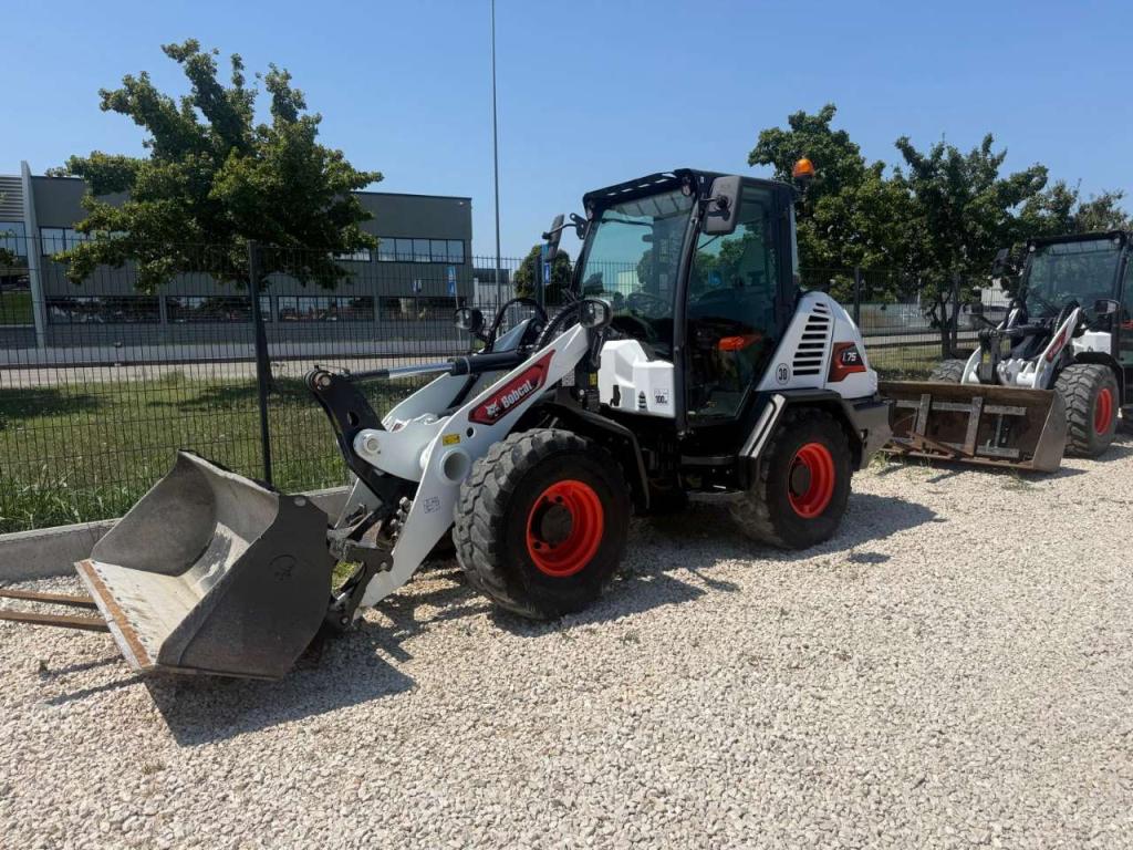 Bobcat L75 Photo 1