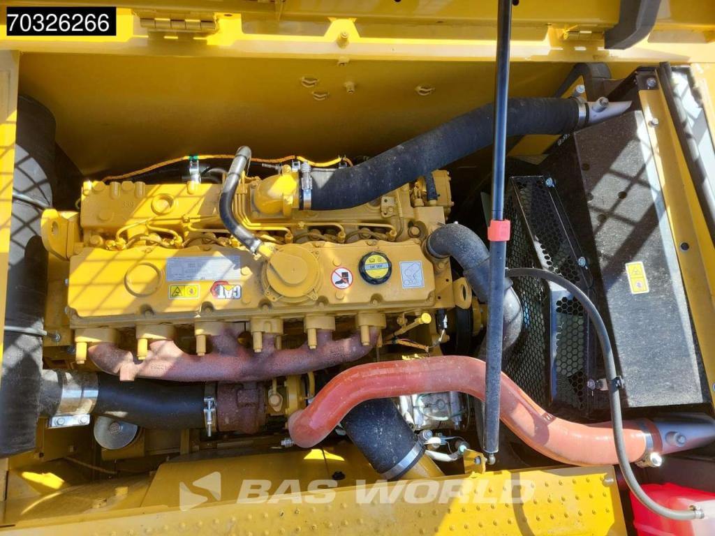 Caterpillar 324 Photo 13