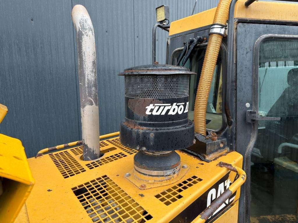 Caterpillar D 6 R XL III Photo 17
