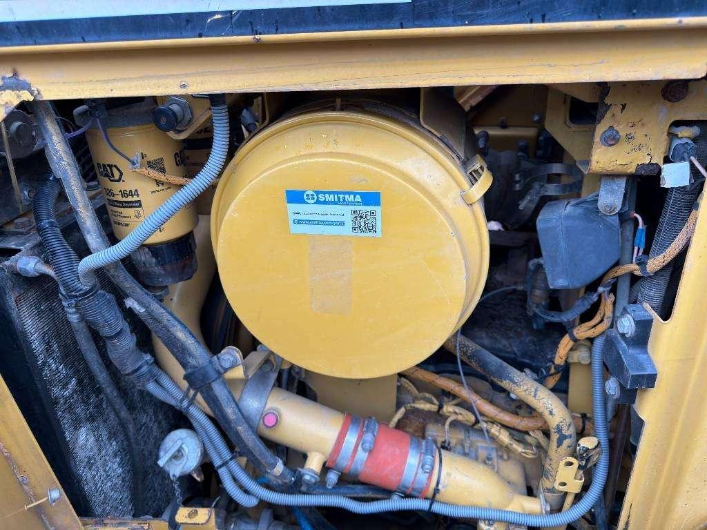 Caterpillar D 6 R XL III Photo 21