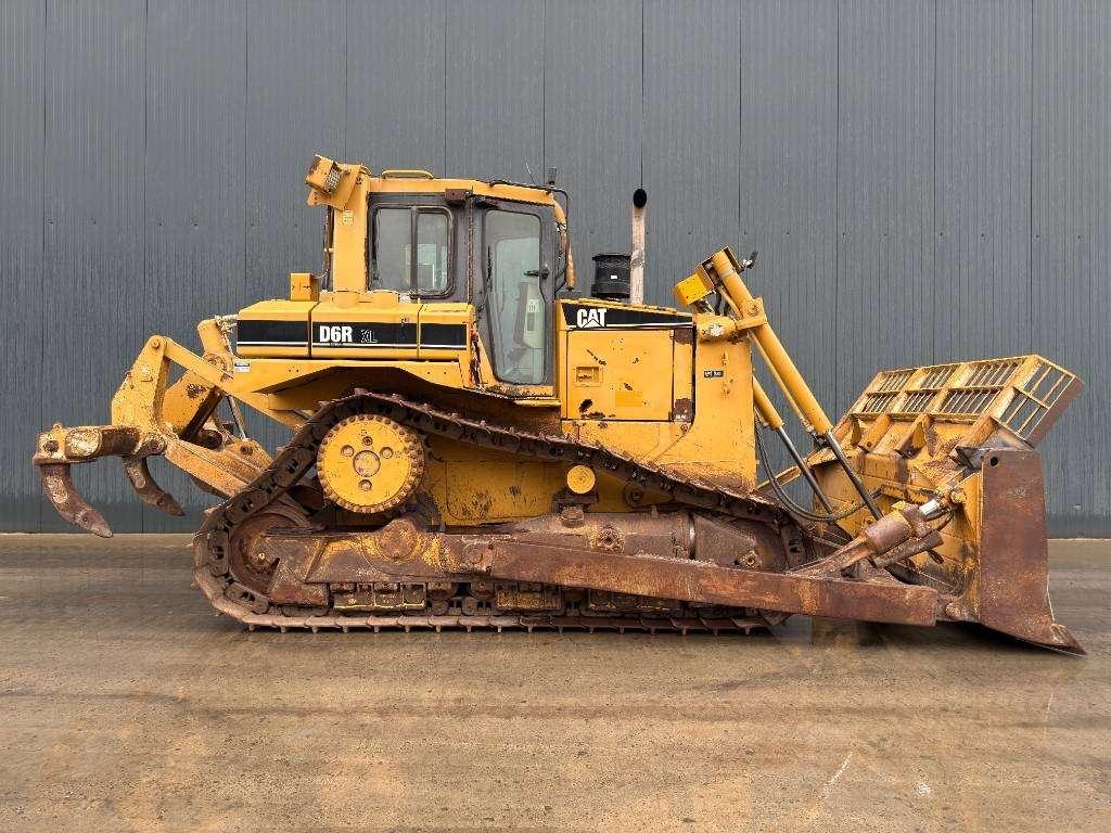 Caterpillar D 6 R XL III Photo 6
