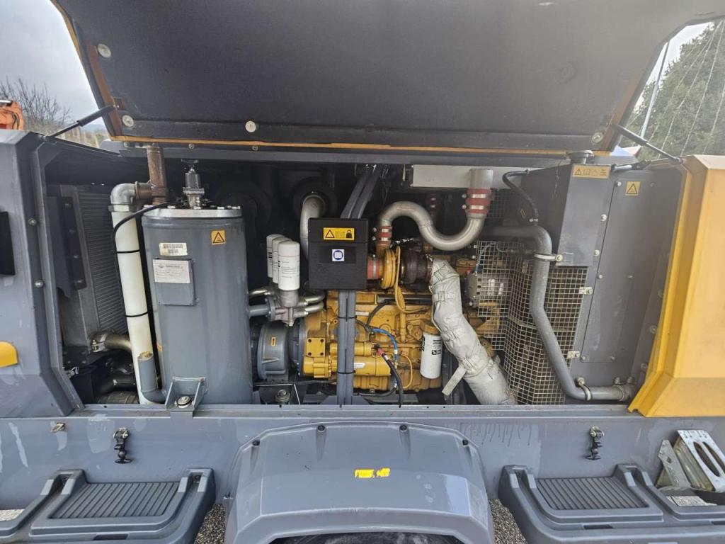 Atlas Copco XAHS347 Photo 5
