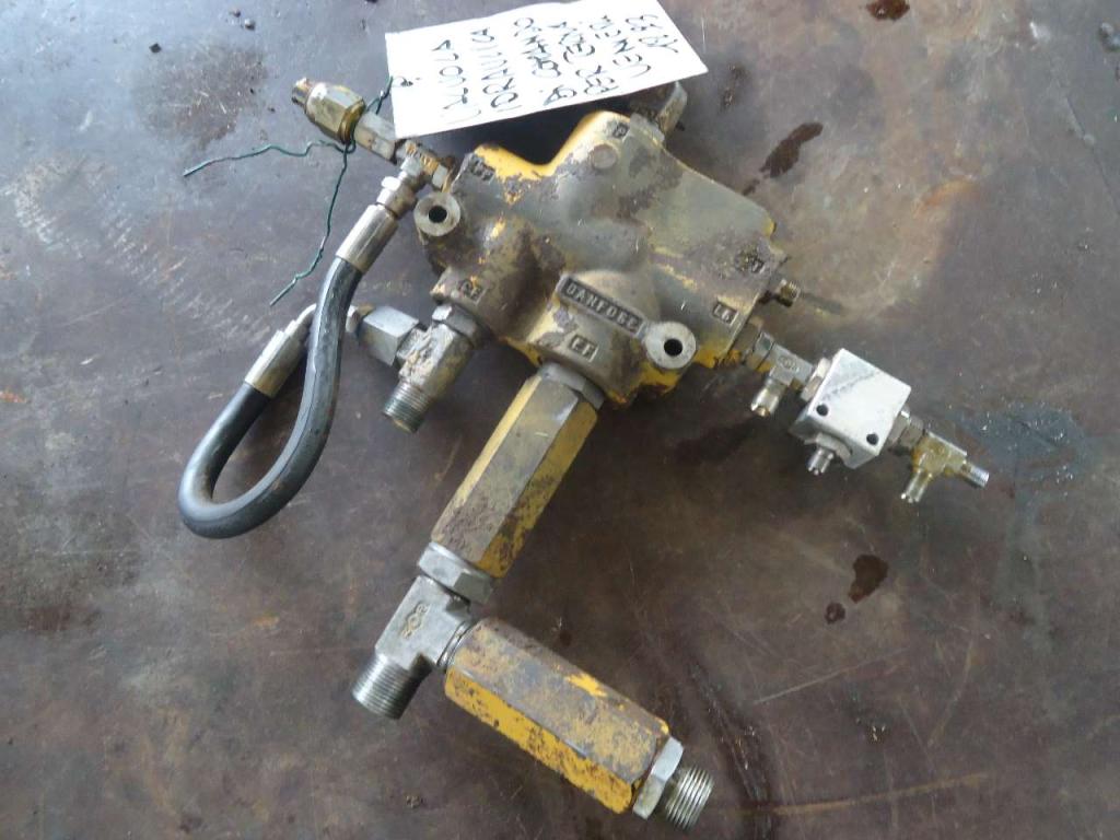 Soupape hydraulique pour Venieri 12.23 Photo 2