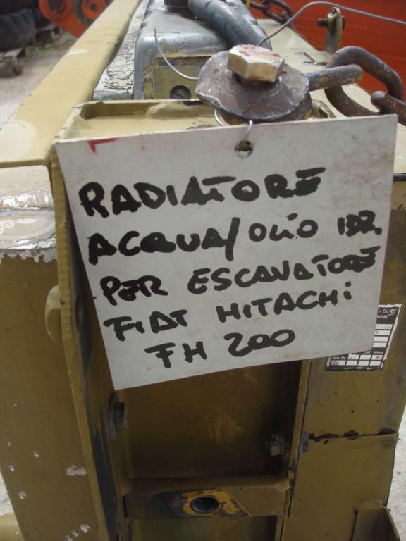 Radiateur huile et eau pour Fiat Hitachi FH 200 Photo 6