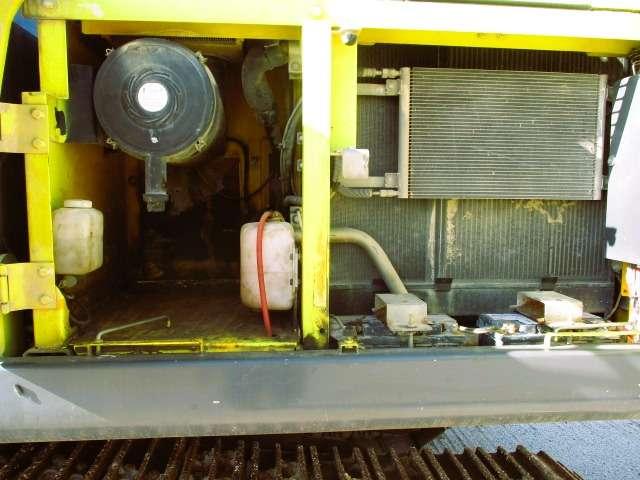 New Holland E245C Photo 17