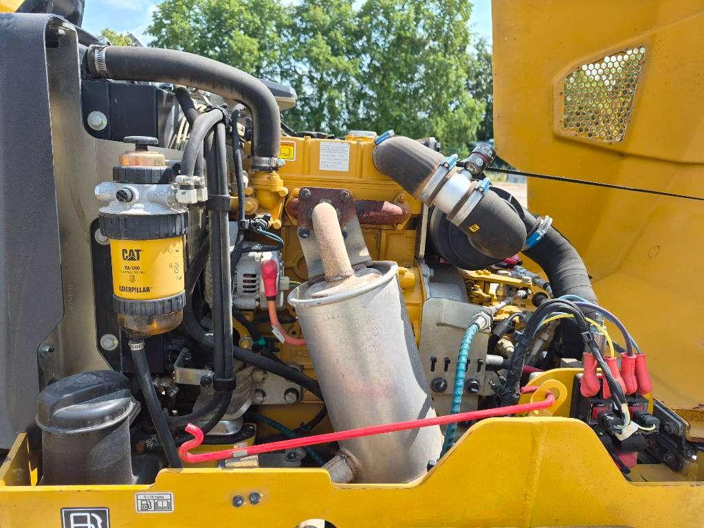 Caterpillar CB1.7 Photo 9