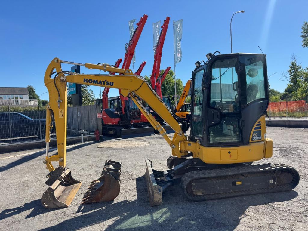 Komatsu PC35 MR-5 Photo 2
