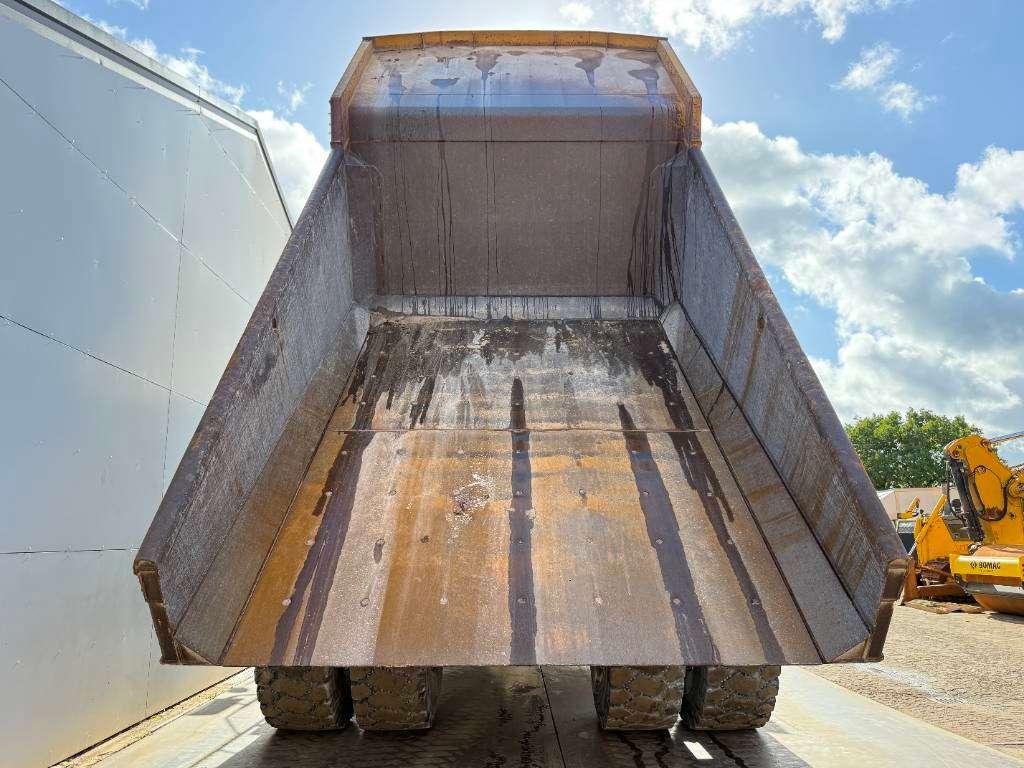 Caterpillar 775F - German Machine / Auto Greasing Photo 17