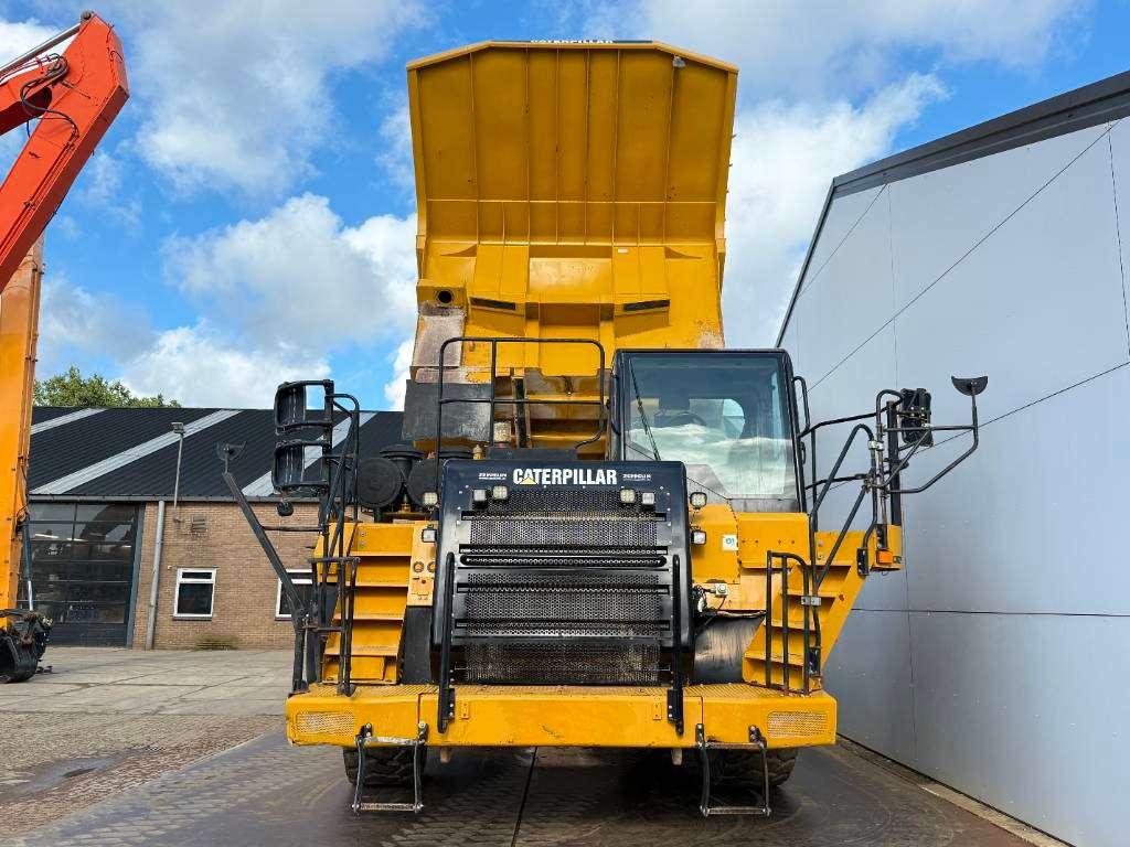 Caterpillar 775F - German Machine / Auto Greasing Photo 21