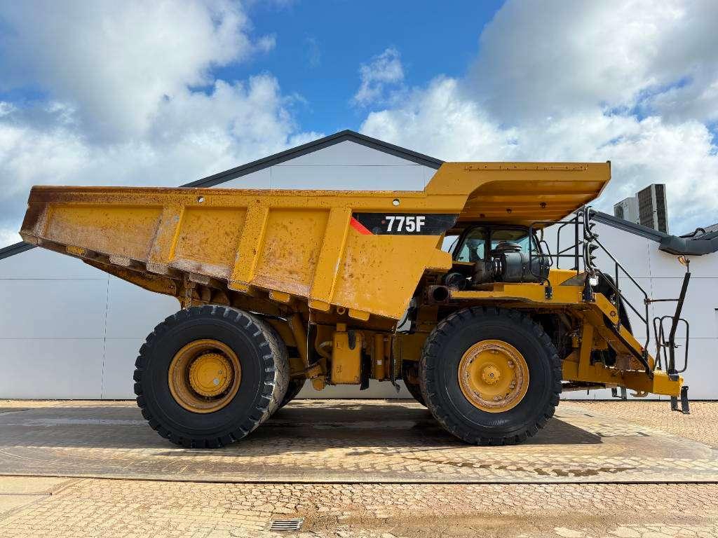 Caterpillar 775F - German Machine / Auto Greasing Photo 6