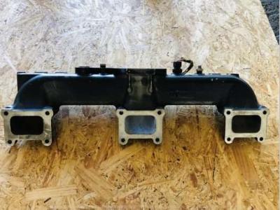 Collecteur pour Caterpillar en vente par Duranti s.a.s.