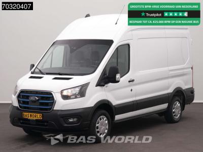 Ford e-Transit 184pk Elektrisch 68kWh 317km WLTP L2H3 Hoog Dak Navi Airco Cruise Parkeersensoren v+a SYN en vente par BAS World B.V.
