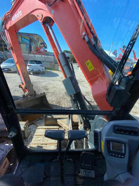 Kubota KX080-4A Photo 8