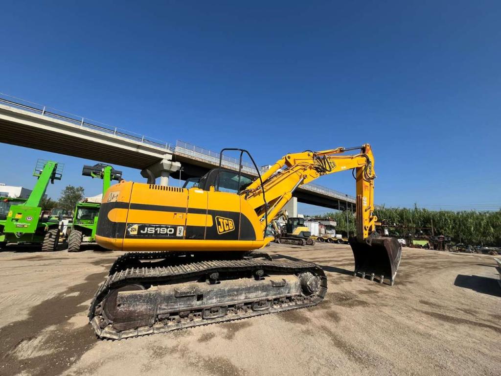 JCB JS 190 NC Photo 7