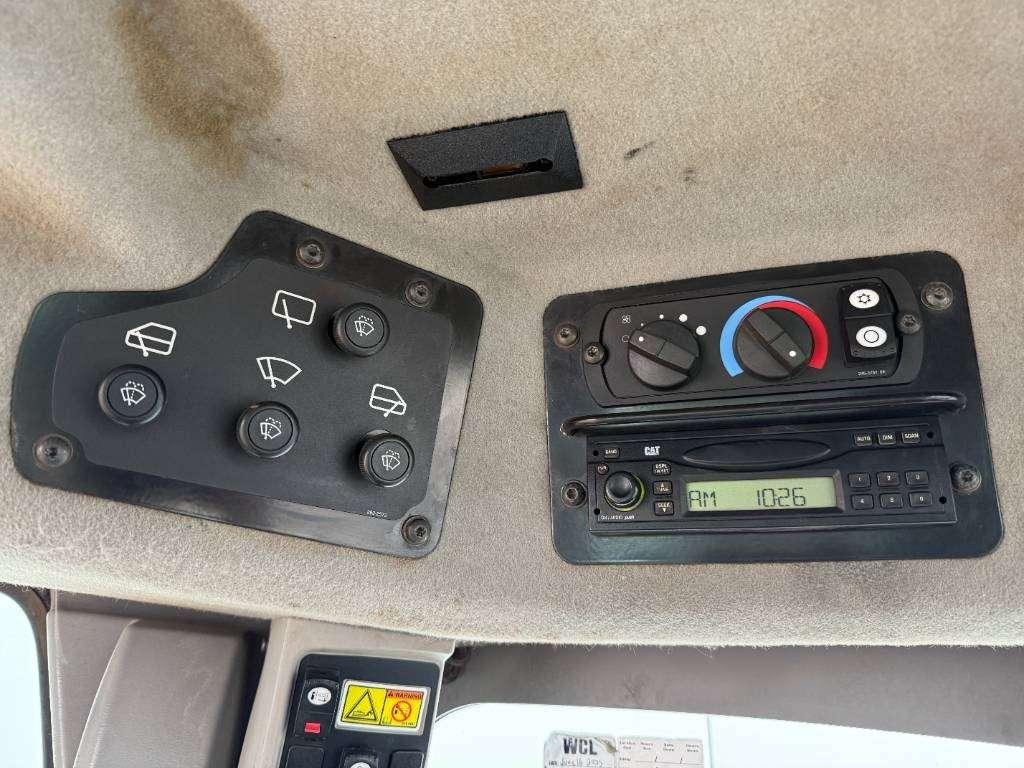 Caterpillar 14M - Joysticks / 4.27m Blade + 3 Tine Ripper Photo 12