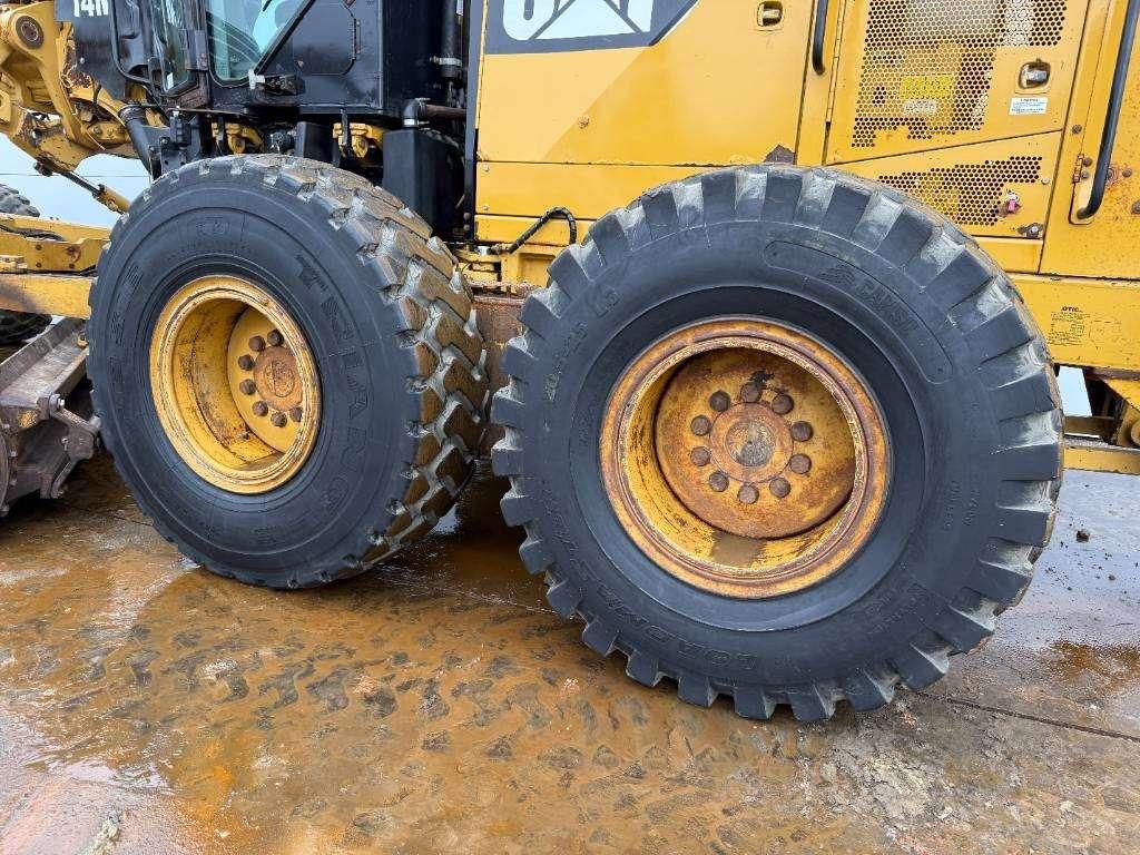 Caterpillar 14M - Joysticks / 4.27m Blade + 3 Tine Ripper Photo 26