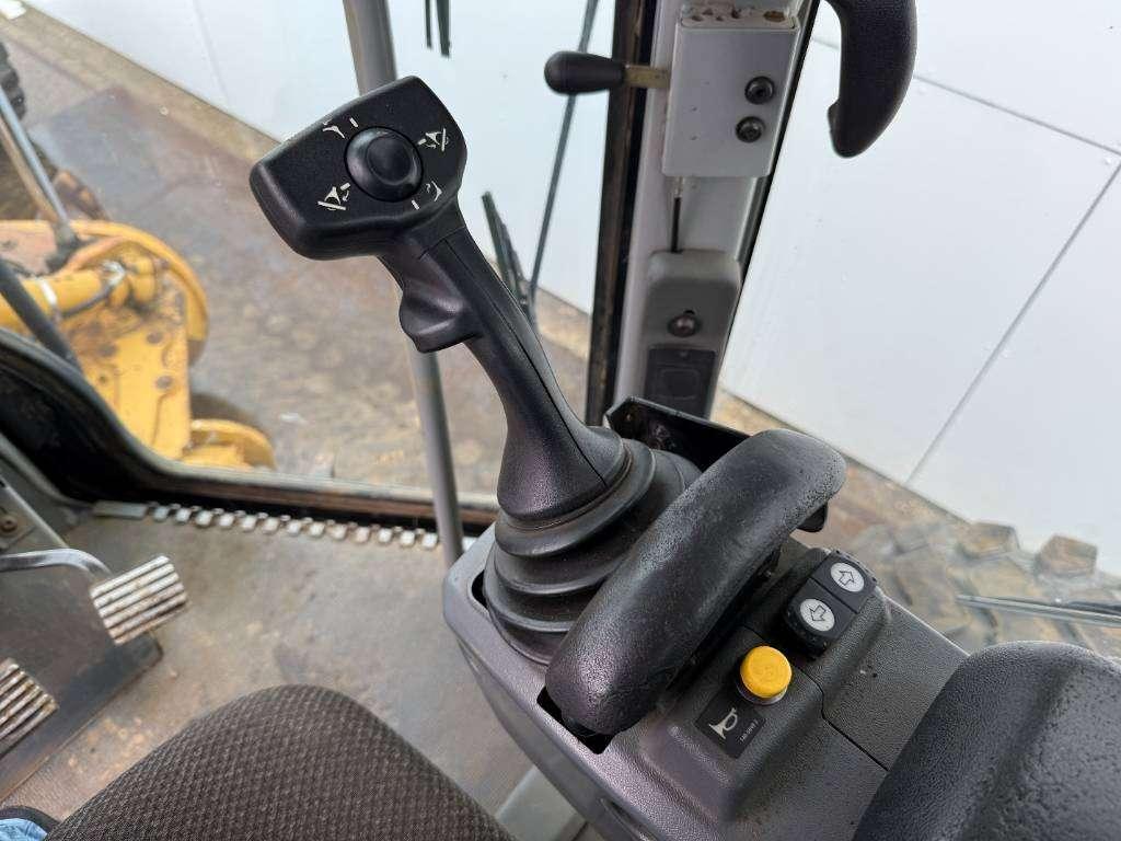 Caterpillar 14M - Joysticks / 4.27m Blade + 3 Tine Ripper Photo 8