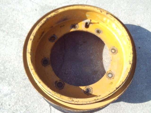 Jante pour Caterpillar CAT 920 Photo 3