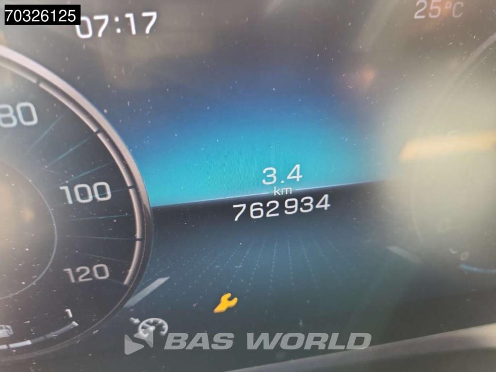 Mercedes-Benz Actros 1842 4X2 StreamSpace Standklima Photo 28