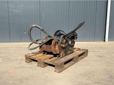 OilQuick OQ65 - M318D / M320F / M322D / 320D / 320E / 323D en vente par Smitma B.V.