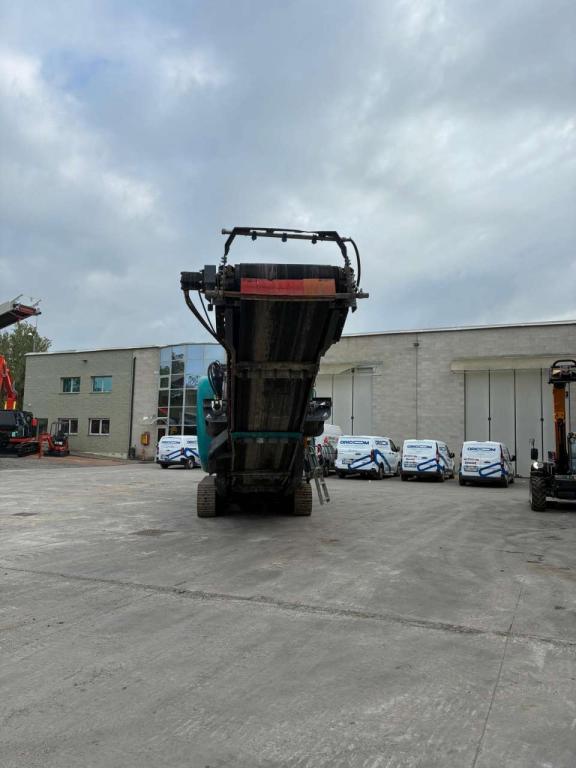 Powerscreen Premiertrak 330 Photo 2