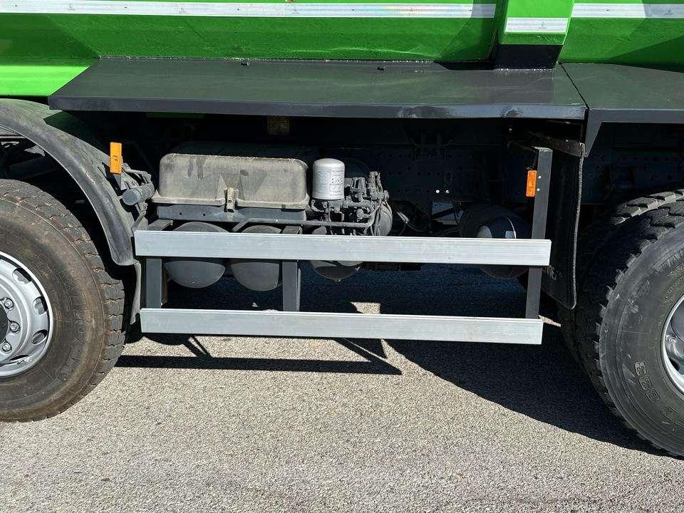 Mercedes-Benz benz  4146 AKN 8X8 Photo 9