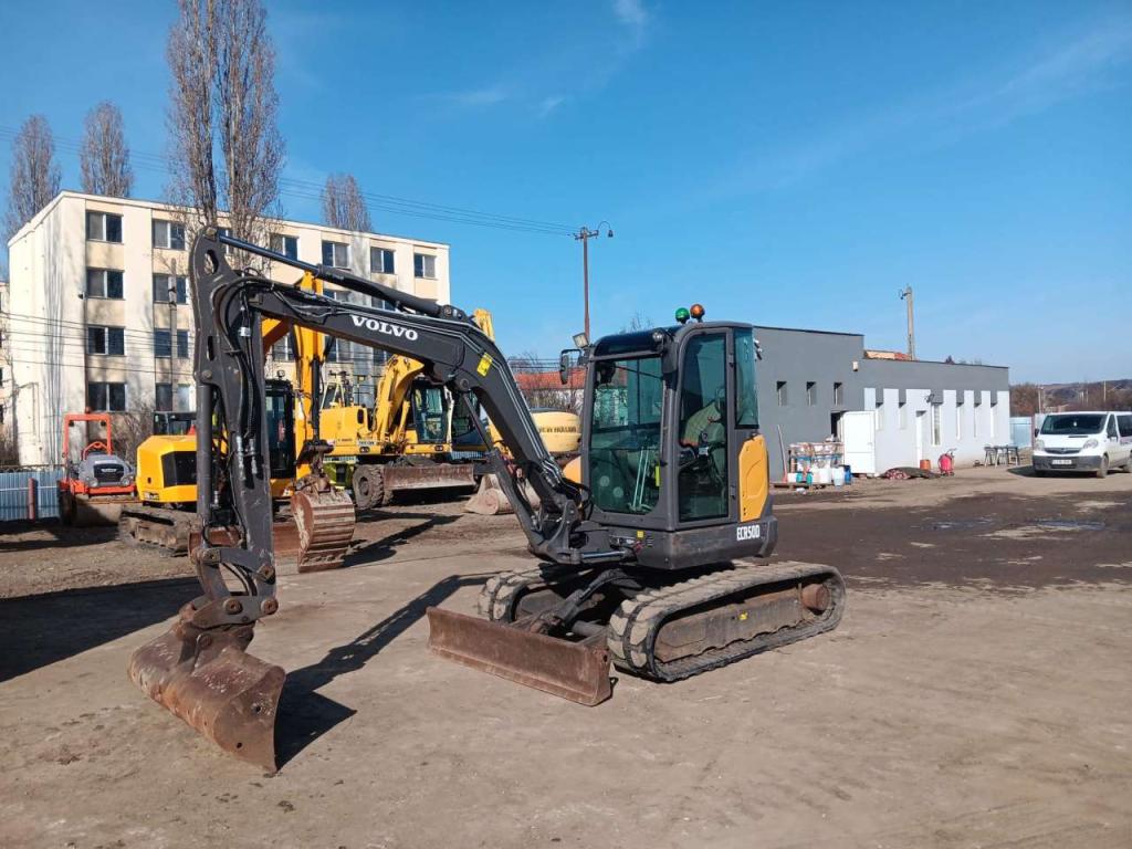 Volvo ECR50D Photo 1