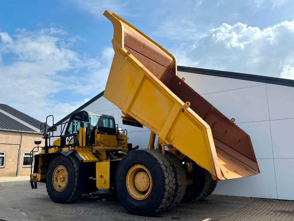 Caterpillar 772G - Automatic Greasing / Body Heating Photo 18