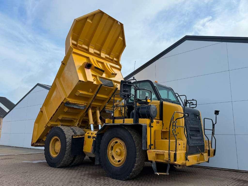 Caterpillar 772G - Automatic Greasing / Body Heating Photo 24