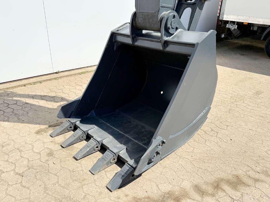 Hyundai R210 *2025 Model* New / Unused / Hammer Lines Photo 14