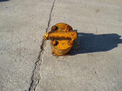 Pompe hydraulique pour Fiat Allis FL10C en vente par OLM 90 Srl