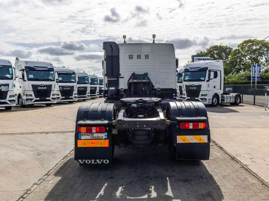 Volvo FMX 450+HYDR Photo 4