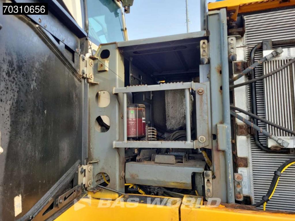 Liebherr R936 LC R 936 Photo 21