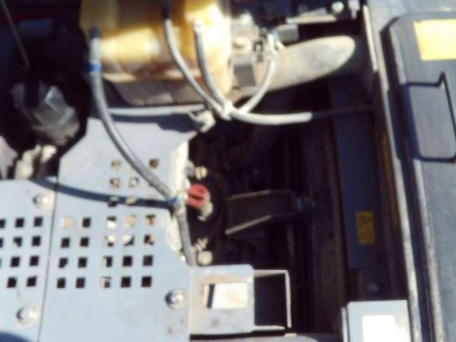 Hitachi ZX135US-6 Photo 17
