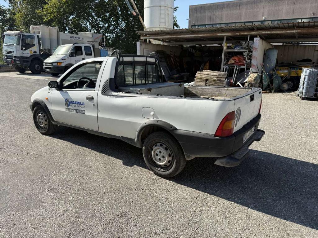 Fiat STRADA Photo 4
